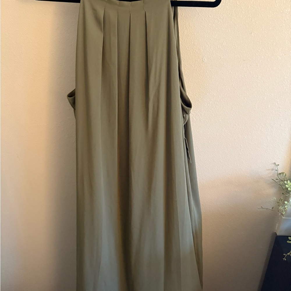 Elegant Olive Green Sleeveless Dress